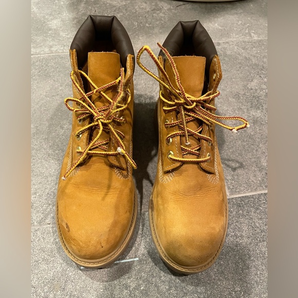 Kids Timberland Boots. Size 3M. (Used & no shoe box. Read description) - Picture 2 of 10